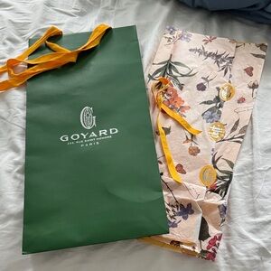 Goyard Green shopping Bag with Floral Tissue